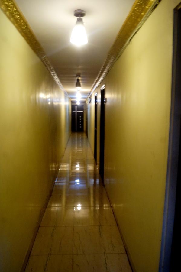 Hotel Zam Zam Palace Мумбаи Экстерьер фото